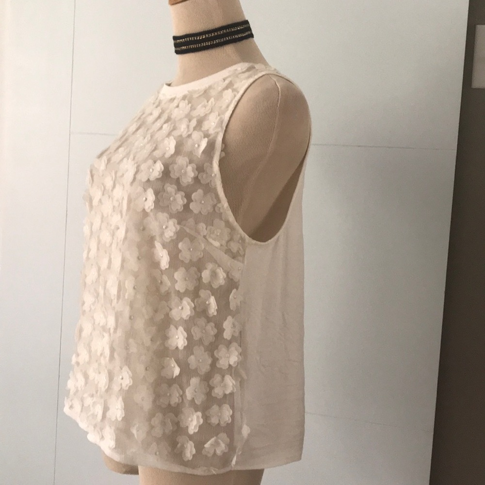 🌸White Sleeveless Top by a.n.d.